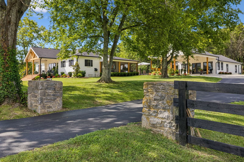 5672 Carters Creek Pike, Thompsons Station, TN 37179