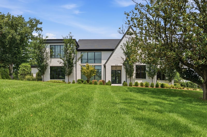818 Brentview Dr, Nashville, TN 37220