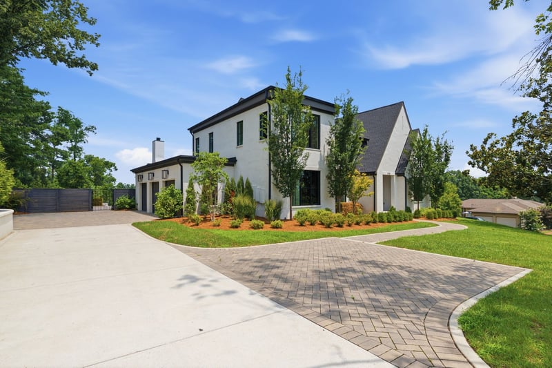 818 Brentview Dr, Nashville, TN 37220