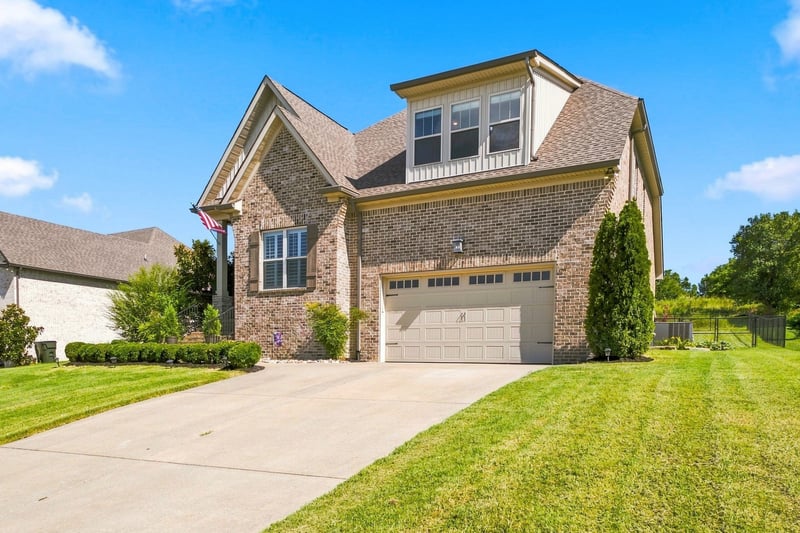323 Hathaway Ln, Gallatin, TN 37066