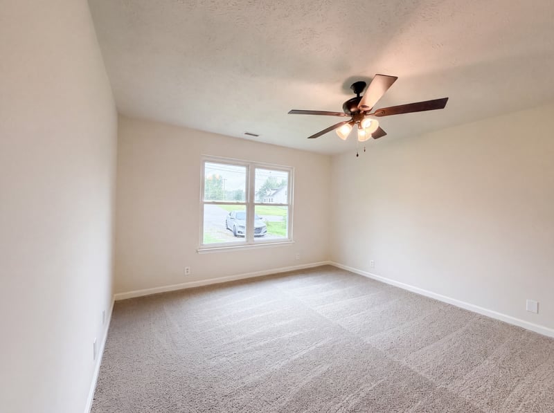 7502 Lone Eagle Dr, Murfreesboro, TN 37128