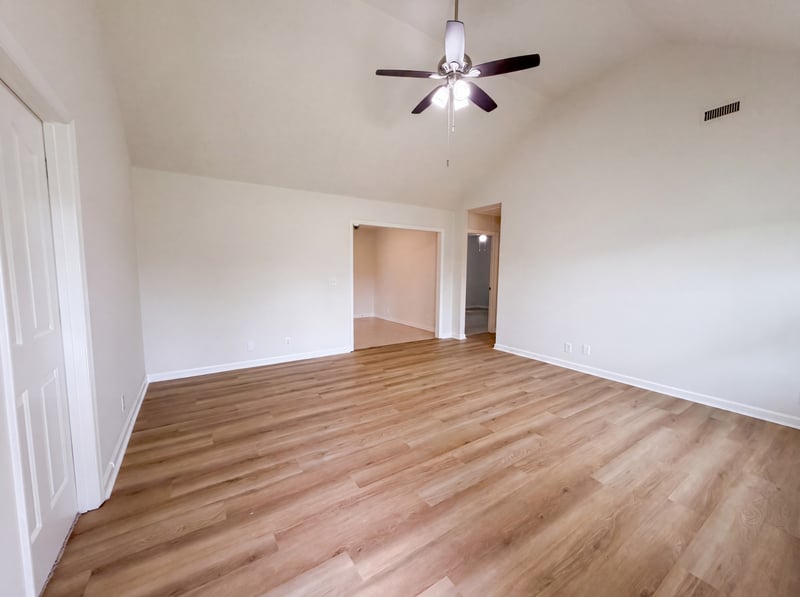 7502 Lone Eagle Dr, Murfreesboro, TN 37128