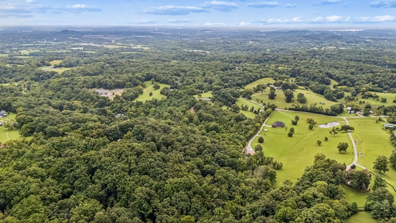 1590 Brinkley Branch Rd, Hendersonville, TN 37075