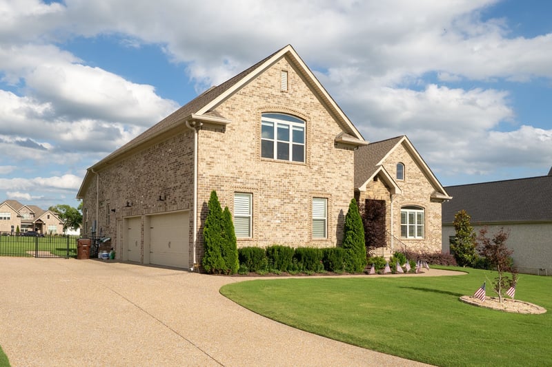 302 Kelsey Grace Pl, Mount Juliet, TN 37122