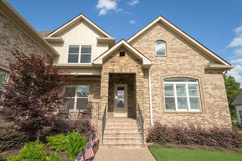 302 Kelsey Grace Pl, Mount Juliet, TN 37122