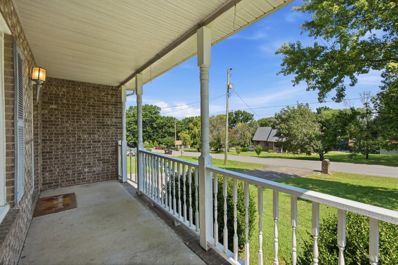 197 Sanders Dr, La Vergne, TN 37086