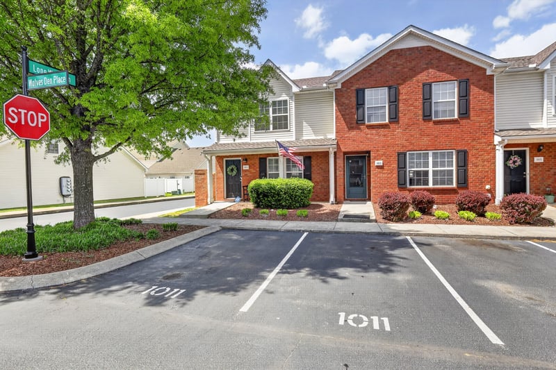 1011 Wolves Den Pl, Murfreesboro, TN 37128