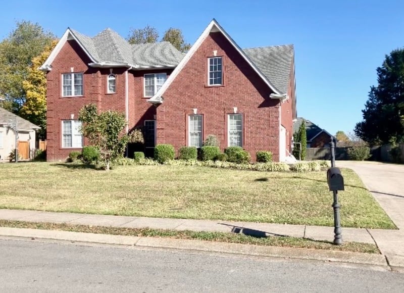 2925 Schoolside St, Murfreesboro, TN 37128