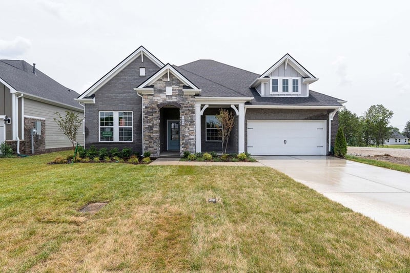 832 Drivers Cir, Columbia, TN 38401