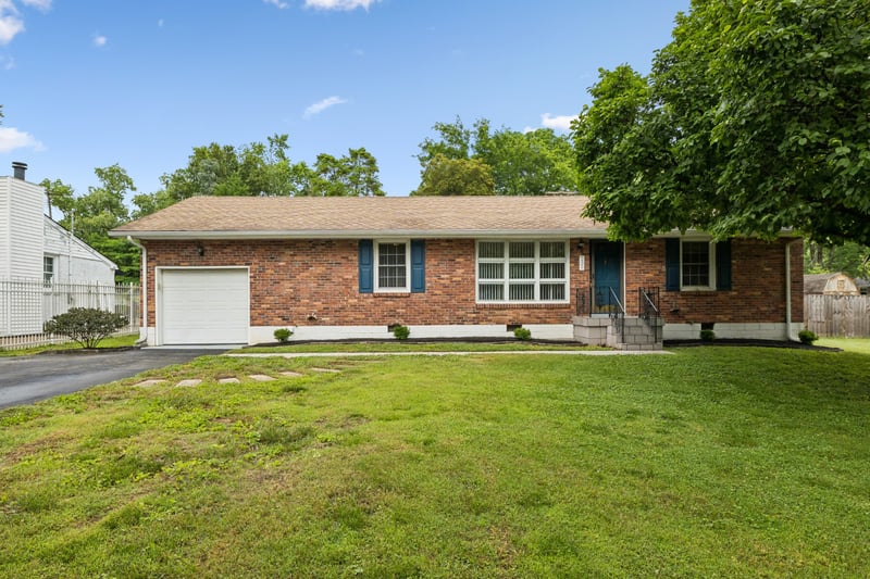 239 Donelson Hills Dr, Nashville, TN 37214