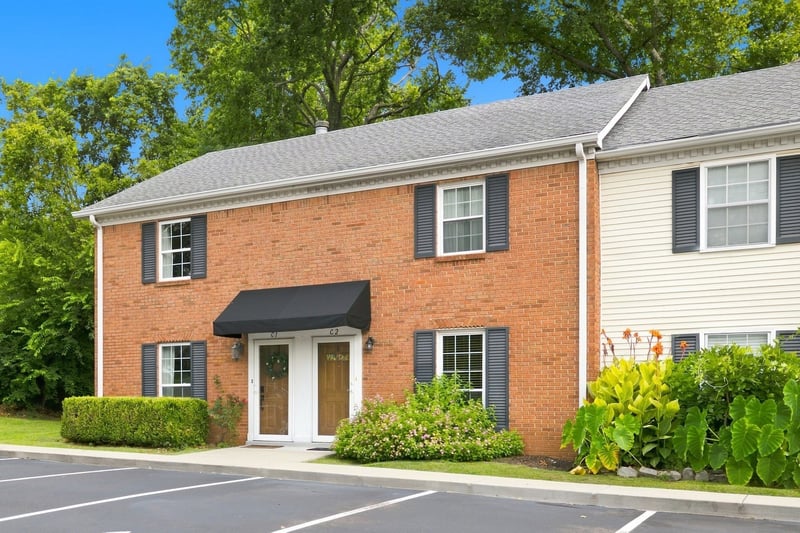 200 N Royal Oaks Blvd #C1, Franklin, TN 37067