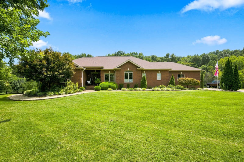 1624 Spencer Mill Rd, Burns, TN 37029
