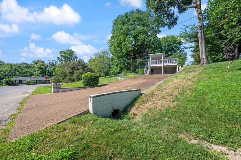 4921 Timberdale Dr, Nashville, TN 37211