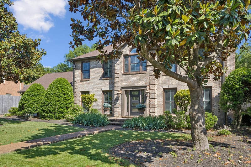 806 Greenbrier Dr, Murfreesboro, TN 37130