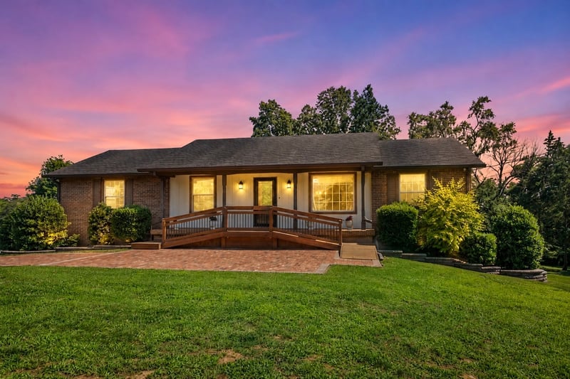 489 Page Dr, Mount Juliet, TN 37122