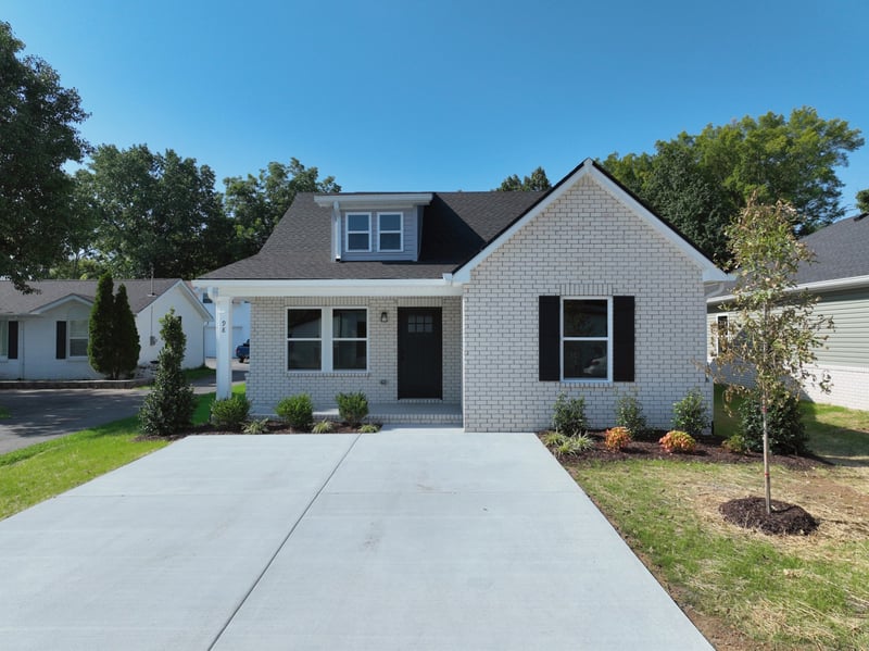 98 Donna Dr, Hendersonville, TN 37075