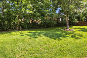 8009 Montcastle Dr, Nashville, TN 37221
