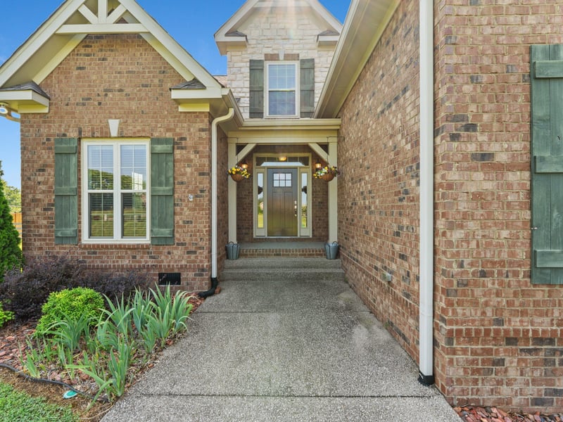 4005 Pleasant Gate Ln, Columbia, TN 38401