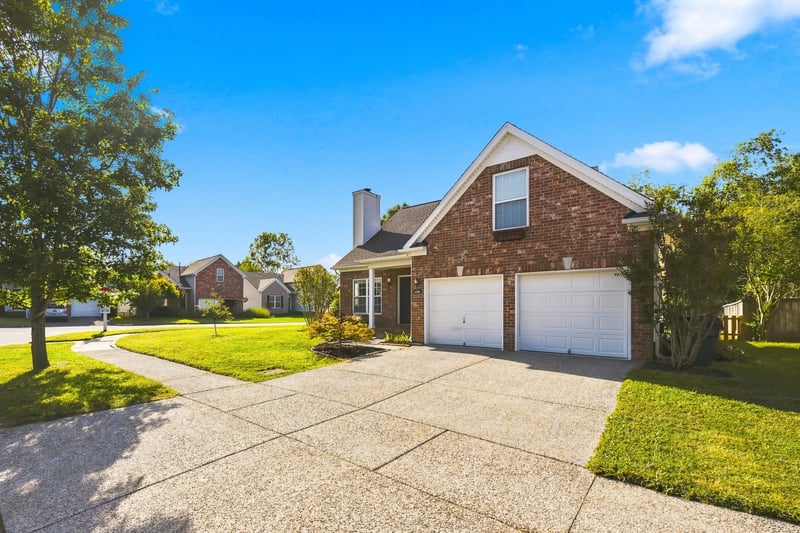 1298 Bending Creek Dr, Antioch, TN 37013