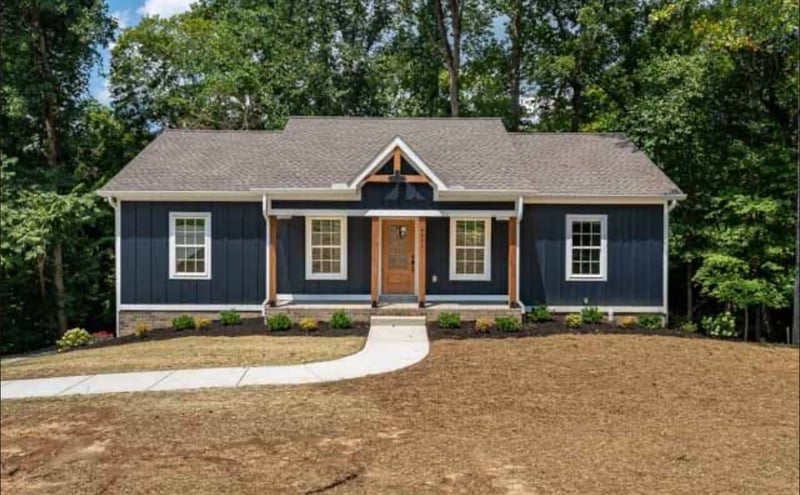 4821 Thomasville Rd, Chapmansboro, TN 37035