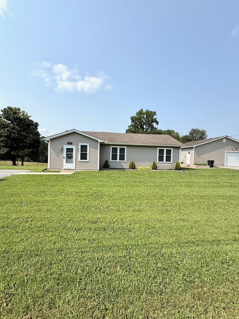 1276 Peter Pond Rd, Ashland City, TN 37015