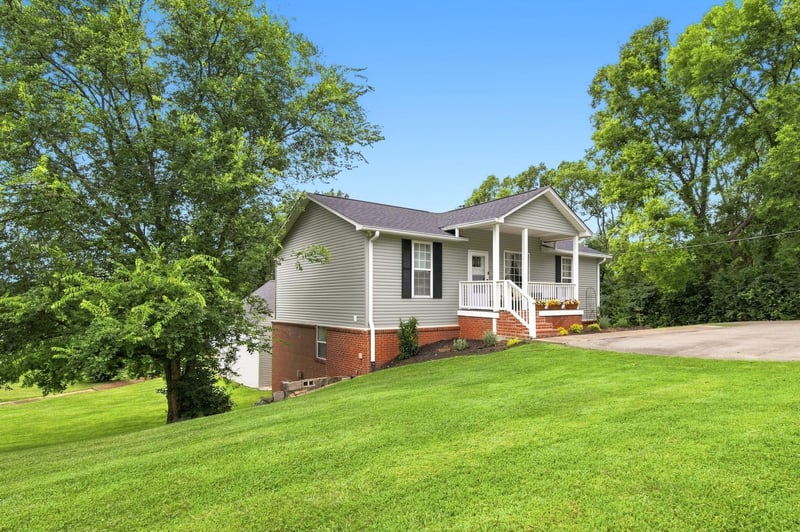 5944 S New Hope Rd, Hermitage, TN 37076