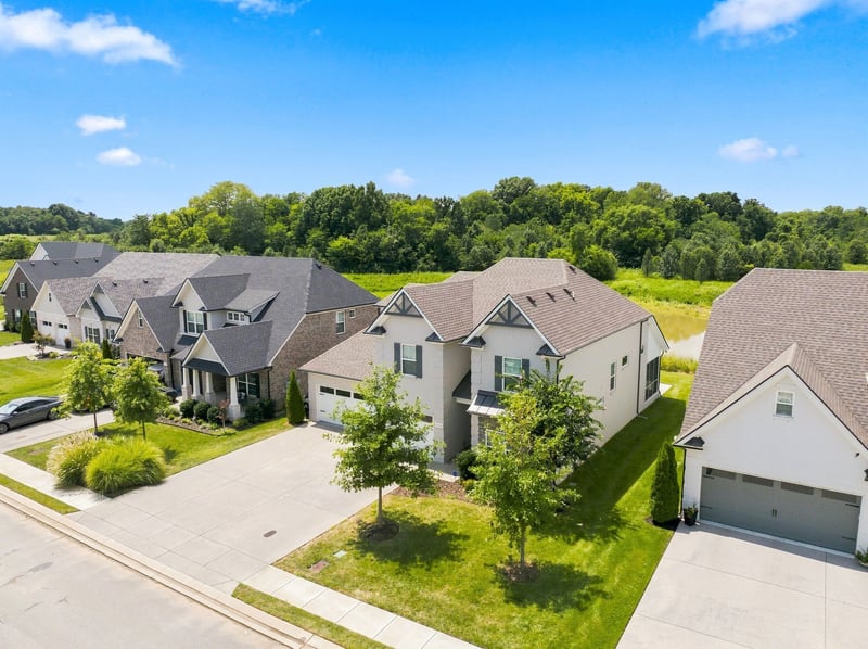 2212 Winterdale Dr, Murfreesboro, TN 37128