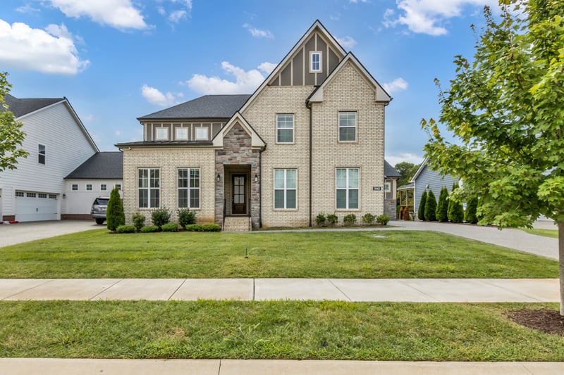 5043 High Park Hill Dr, Arrington, TN 37014