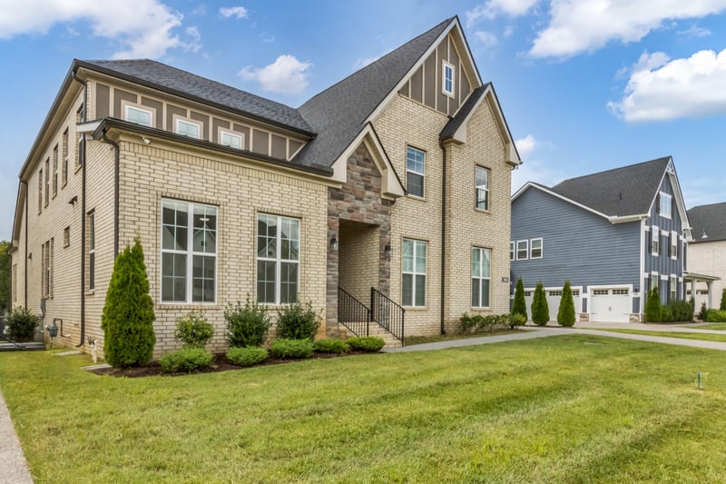 5043 High Park Hill Dr, Arrington, TN 37014