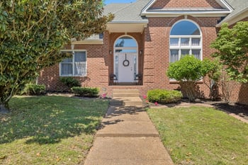 1409 Johns Meadows Cv, Hermitage, TN 37076