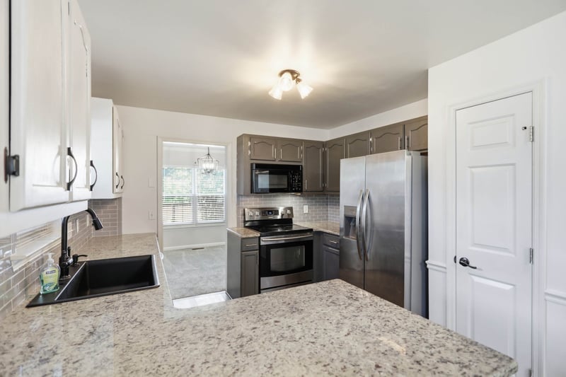 719 Williamsburg Dr, Smyrna, TN 37167