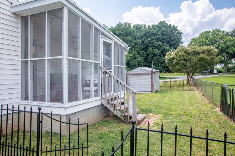 2204 Denham Ave, Columbia, TN 38401