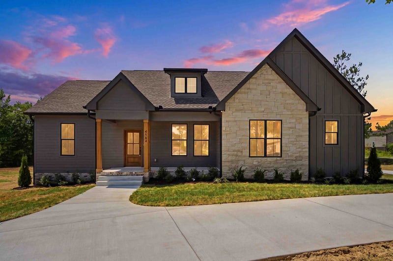 4564 Washington Rd, Greenbrier, TN 37073