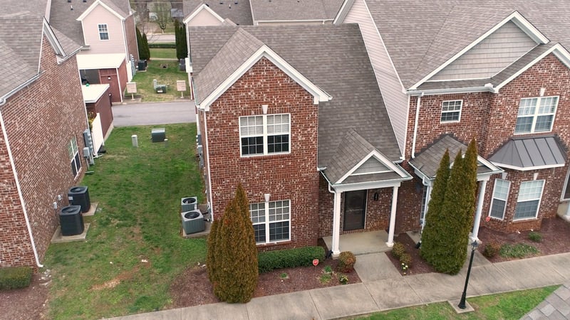 341 Rowlette Cir, Murfreesboro, TN 37127