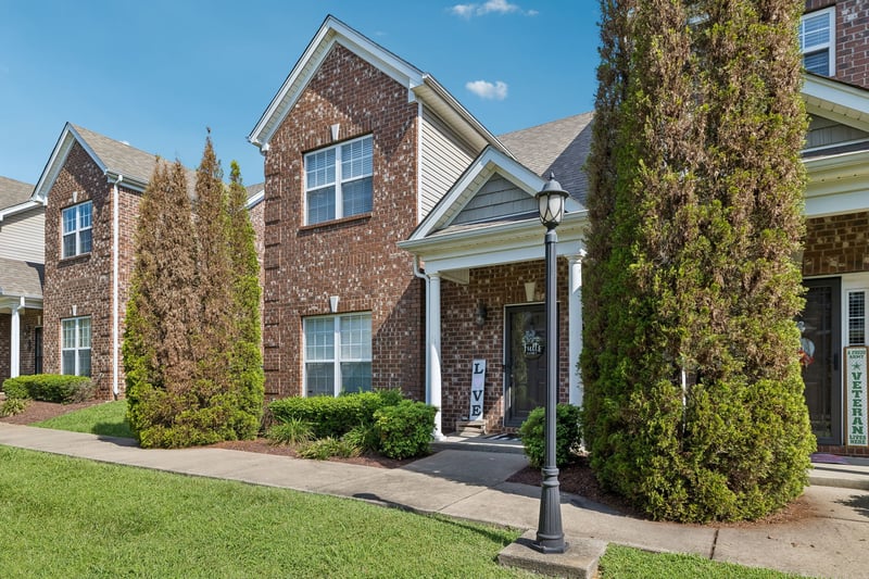 341 Rowlette Cir, Murfreesboro, TN 37127