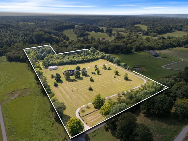 600 Bruce Rd, Dickson, TN 37055