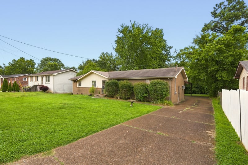 462 Rural Hill Rd, Nashville, TN 37217