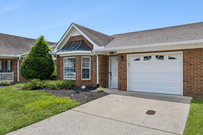 335 Forest Glen Cir, Murfreesboro, TN 37128