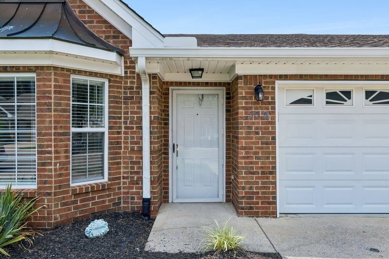 335 Forest Glen Cir, Murfreesboro, TN 37128