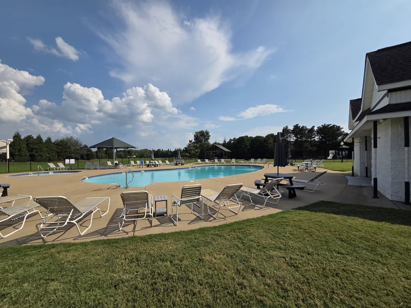335 Forest Glen Cir, Murfreesboro, TN 37128