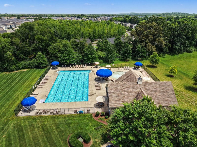 2406 Audubon Ln, Murfreesboro, TN 37128