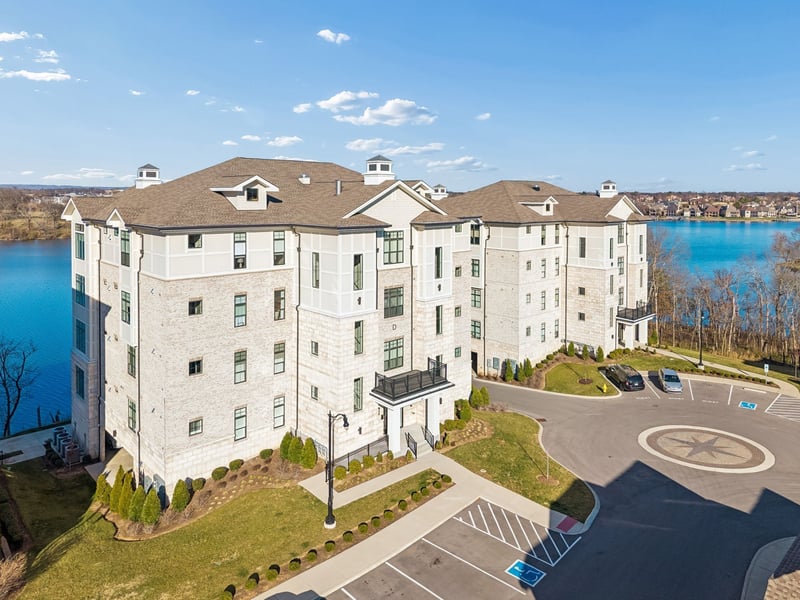 1024 Club View Dr #D202, Gallatin, TN 37066