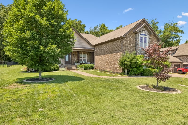 818 Tall Oak Trl, Mount Juliet, TN 37122