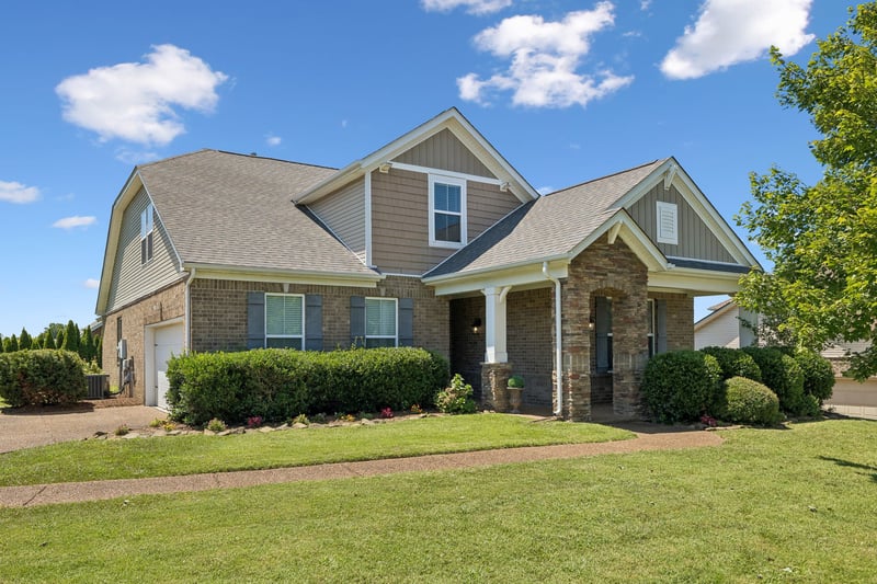 2293 Dewey Dr, Spring Hill, TN 37174