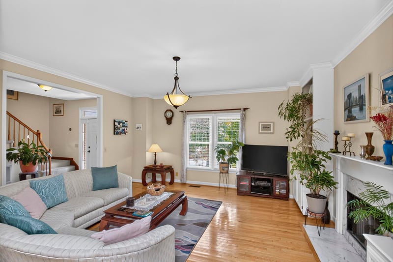 1544 Eller Dr, Nashville, TN 37221