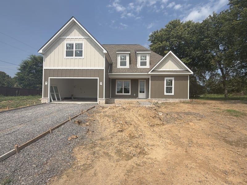 565 Hiwassee Rd, Lebanon, TN 37087