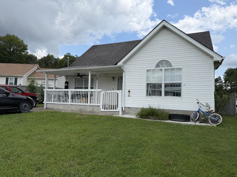100 Bungalow Ct, Smyrna, TN 37167