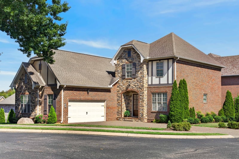 1006 Peck Pl, Hendersonville, TN 37075