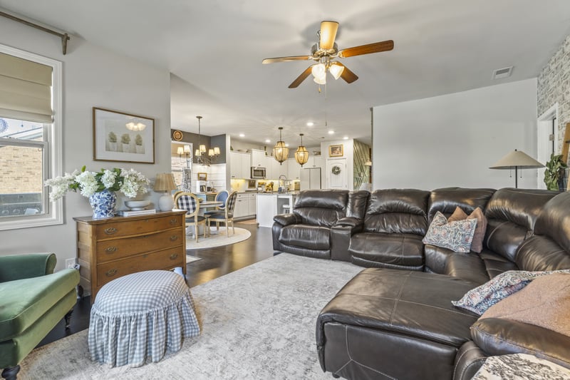 8048 Forest Hills Dr, Spring Hill, TN 37174