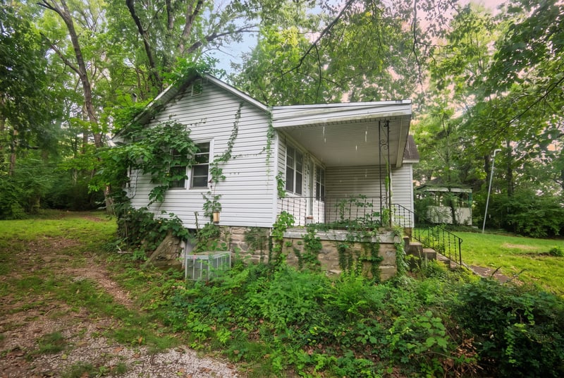 143 Hillcrest Dr, Madison, TN 37115